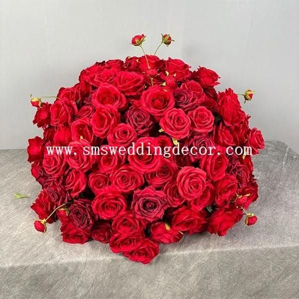 red rose table centerpieces